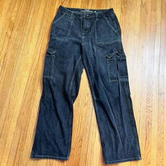 Hot Topic Jeans Womens 13 Hi Rise Carpenter Cargo Fadded Black Lime Stitching - Picture 1 of 10